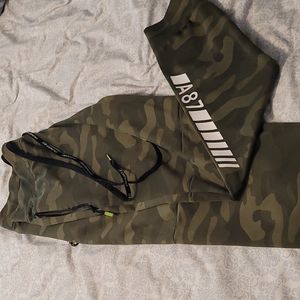 Aeropostale Men's Camo Joggers